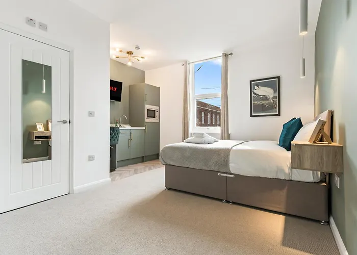 Bowles Hotels