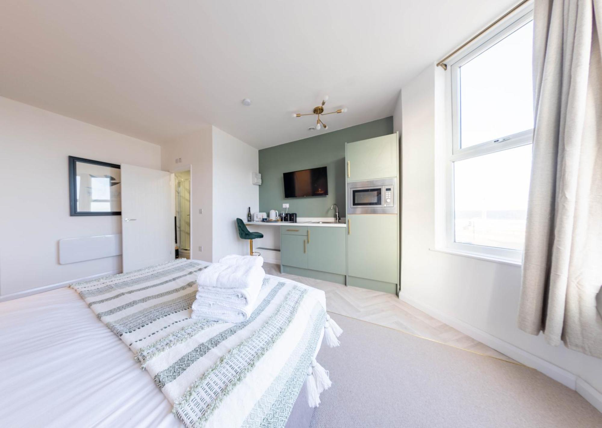 Aparthotel Bowles *